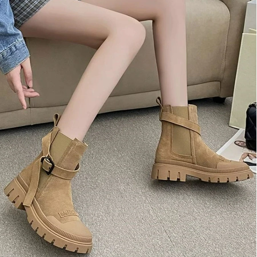 复古英伦风马丁靴女2025秋冬新款切尔西短靴厚底大黄蜂西部牛仔靴