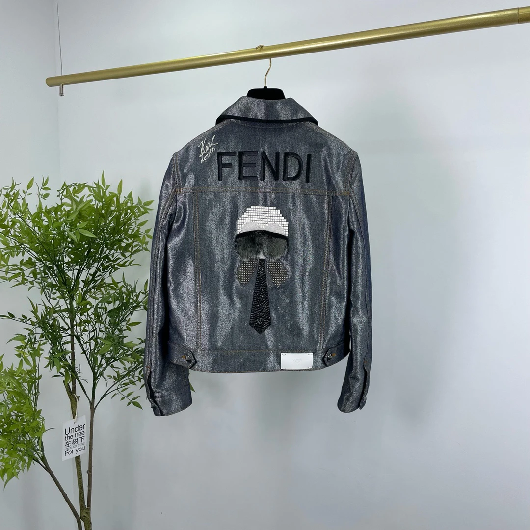 Fendi 芬迪 老佛爷牛仔外套 40码/98新/无配件 YM0826
