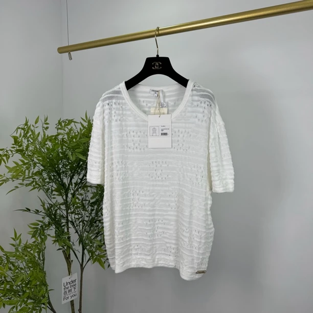 Chanel 香奈儿 镂空cc字母短袖T恤 L码/98新/扣包 YM0500