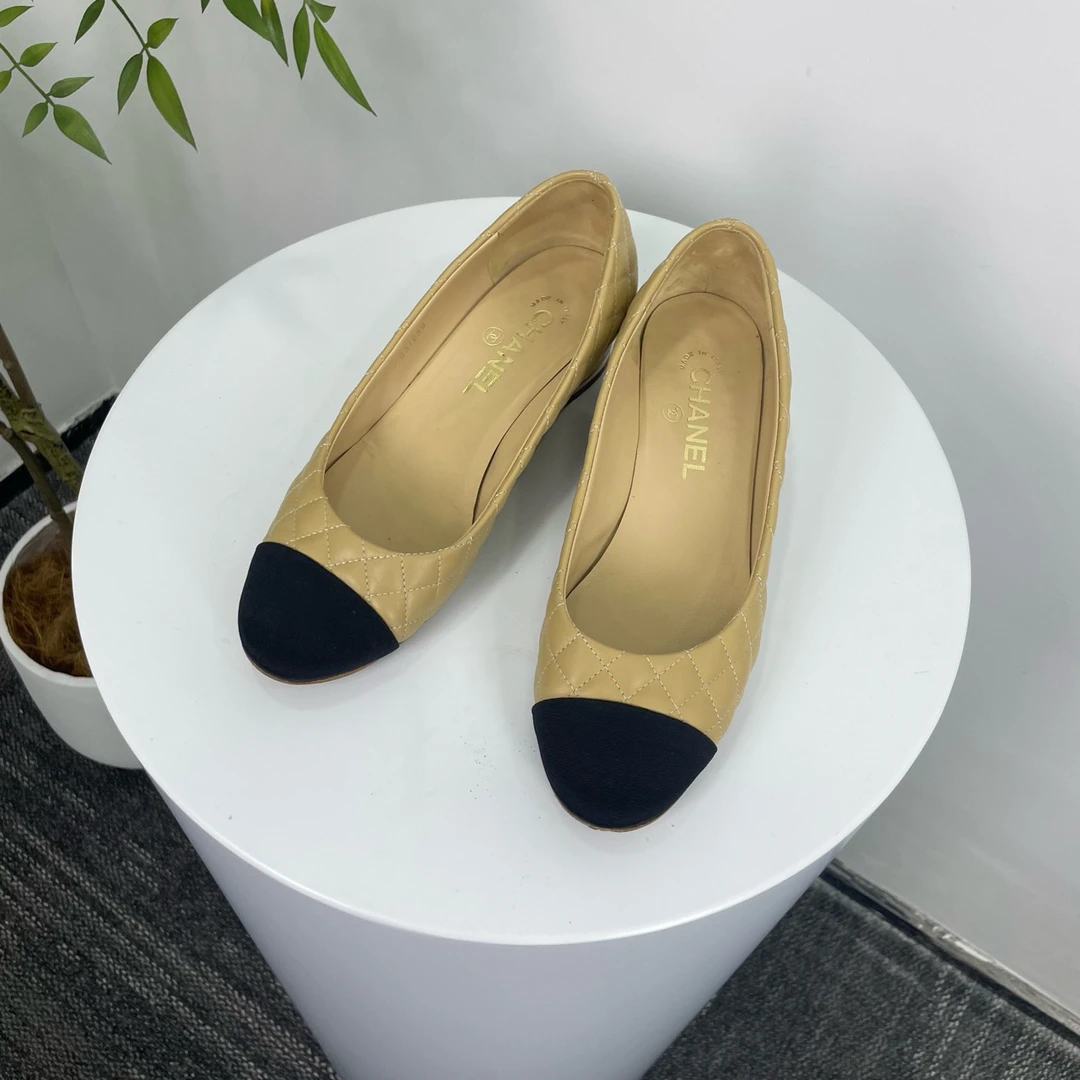 Chanel 香奈儿 拼色高跟鞋 37.5码/95新/无配件