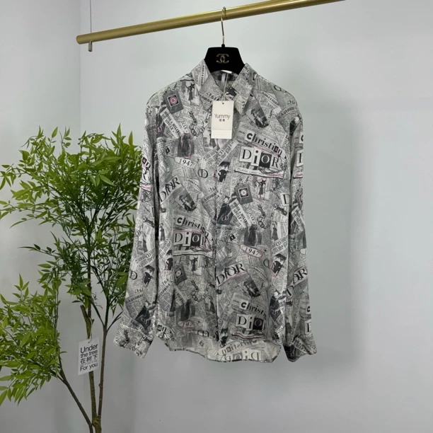 Dior 迪奥 报纸桑蚕丝衬衫 39码/98新/无配件 YM0517