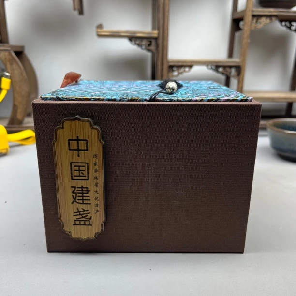 建盏礼盒包装。跟建盏一起销售，没有买盏不要拍