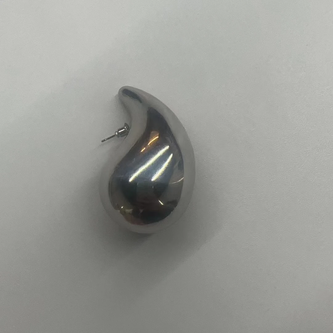 铜合金耳饰 气质银色水滴型时尚耳钉冷淡风百搭法式款立体耳针