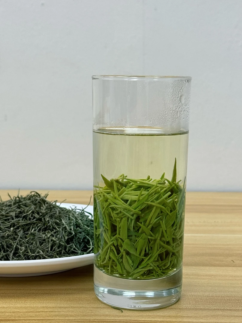 2024新茶 雨前小芽 香浓耐泡 色泽鲜嫩  袋装茶叶