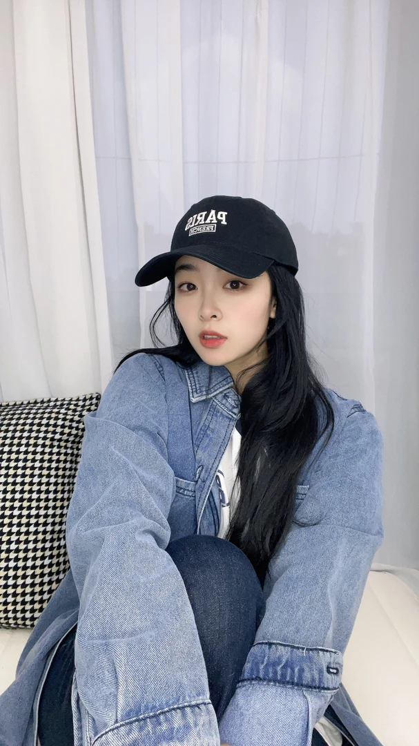 随机赠送一顶帽子