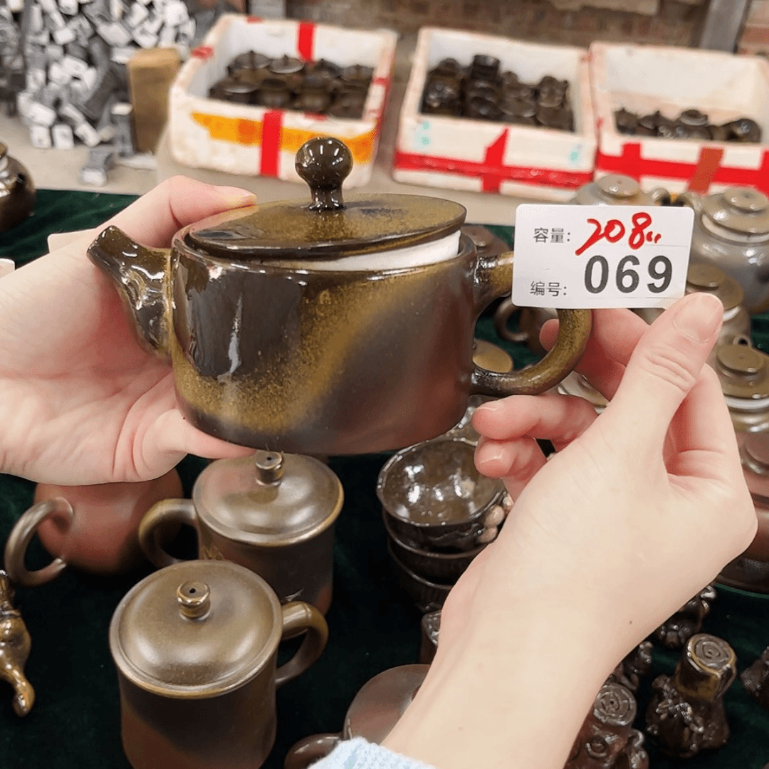【闪购商品】陶瓷壶玉****)