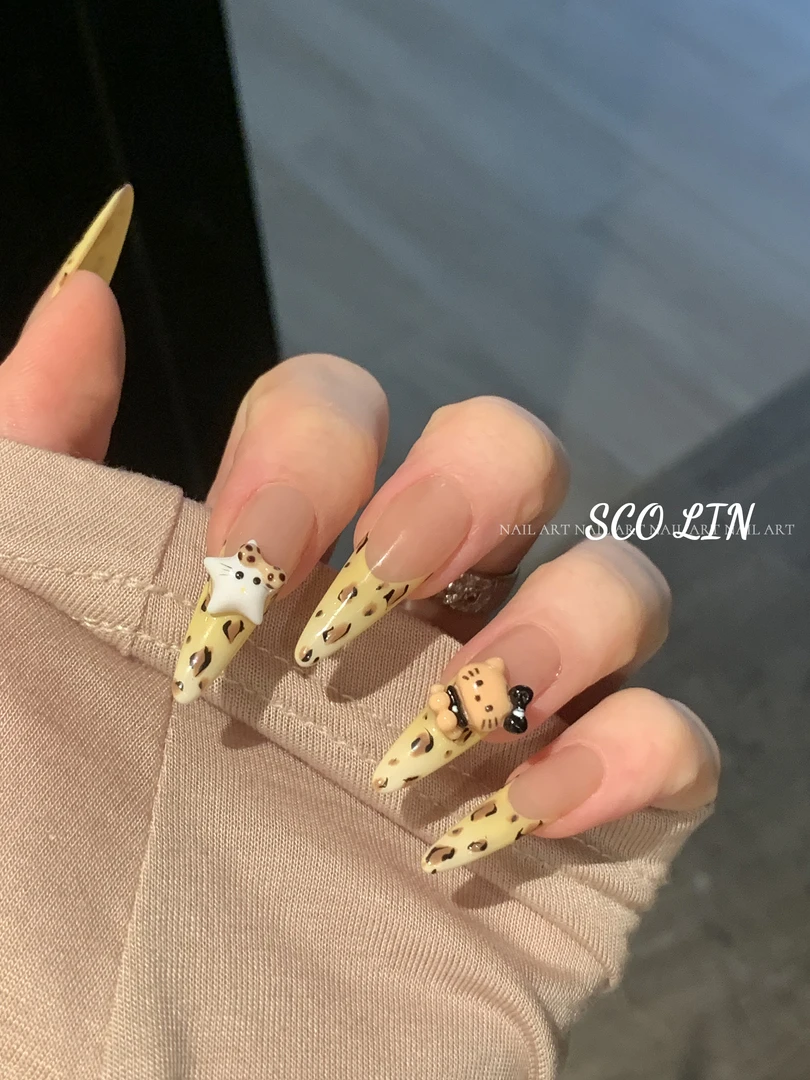 ScoLin【甜心教主】手工定制穿戴甲ins温柔钻球长椭圆芭蕾美甲