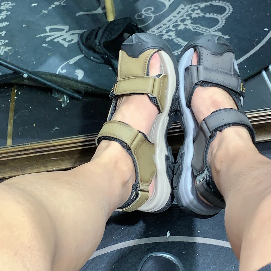 男士休闲夏季沙滩潮流轻便透气凉鞋