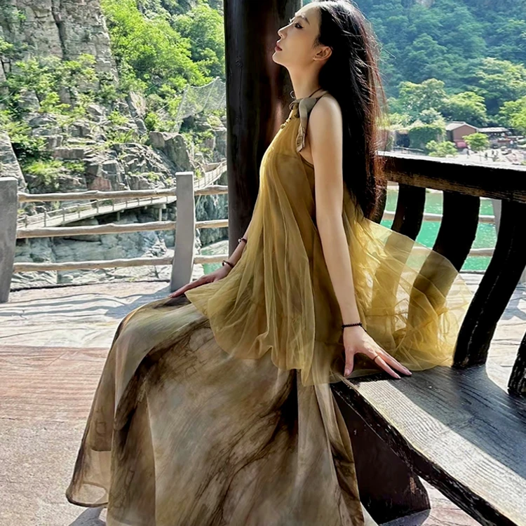 新中式国风气质挂脖连衣裙网纱仙女裙子扎染拼接海边沙滩度假长裙