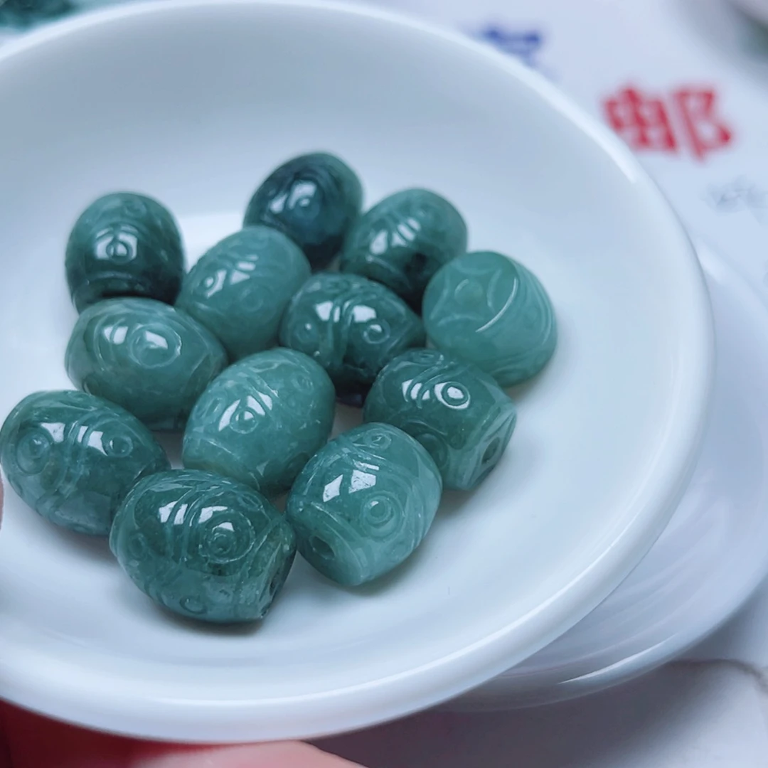 【闪购商品】翡翠吊坠未镶嵌小****⁵吊坠