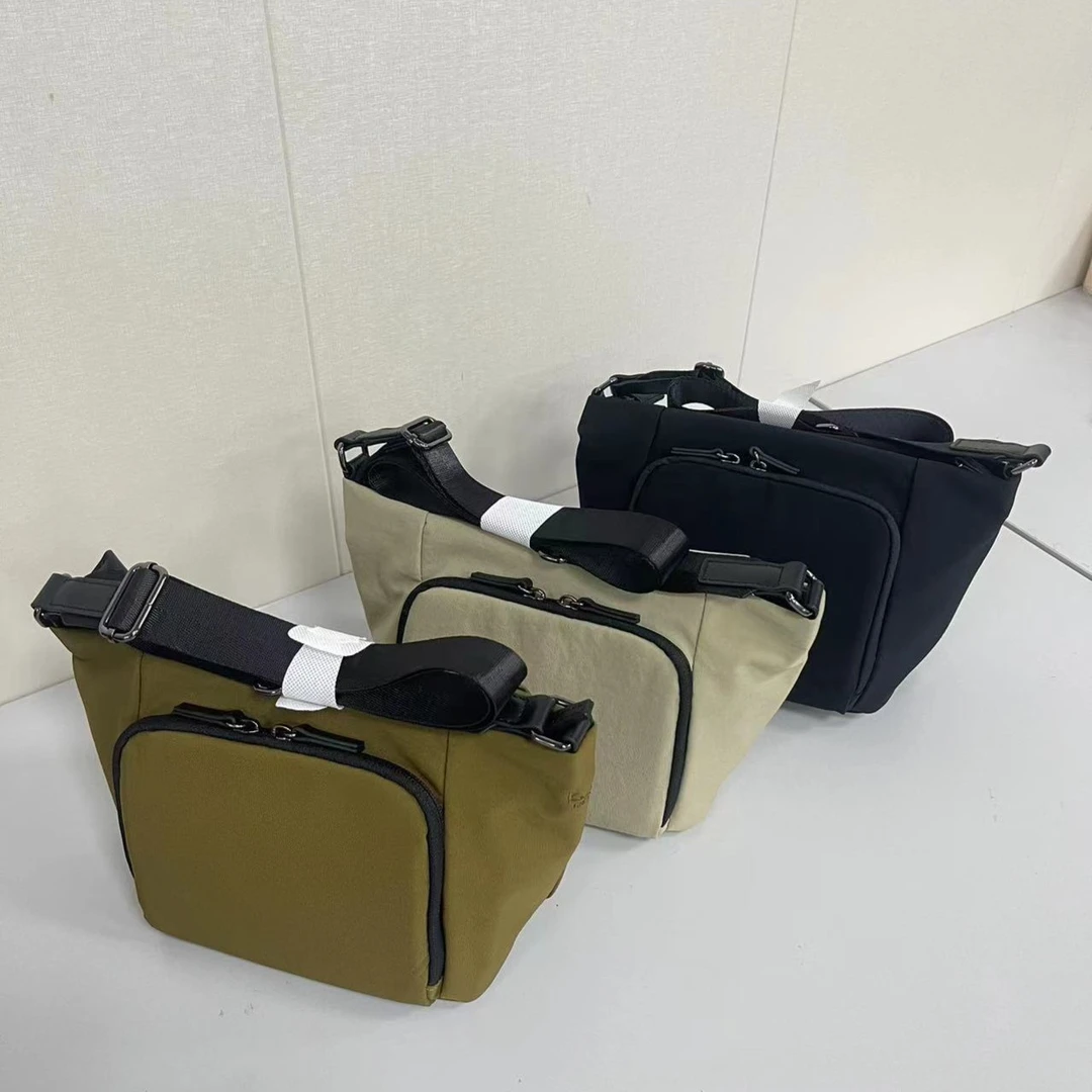 韩国进口防水尼龙休闲运动单肩斜挎包