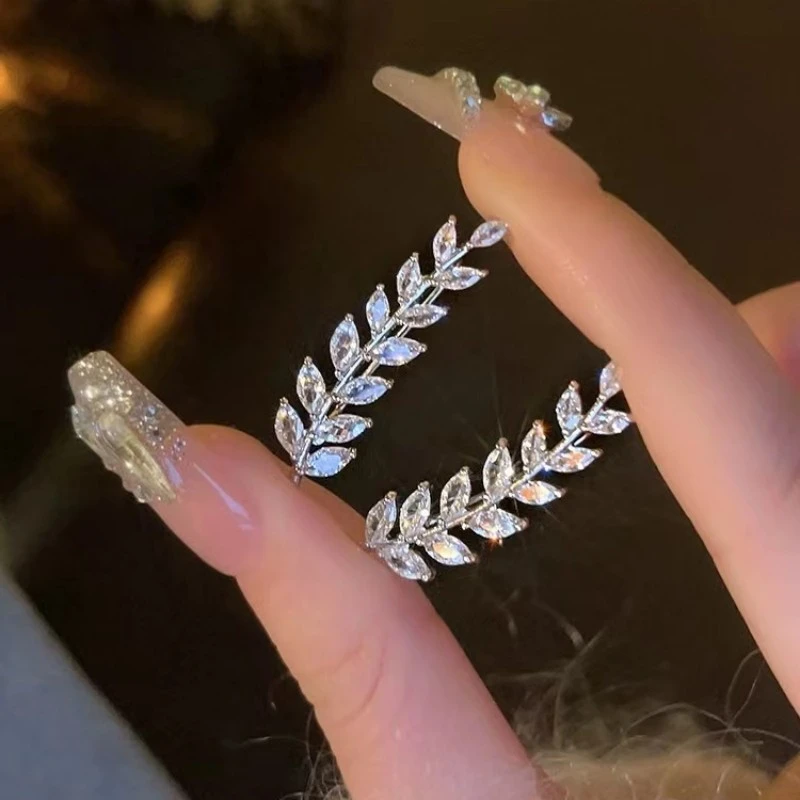 铜合金锆石耳饰 超闪一体式耳排银色锆石麦穗耳钉小众耳环女耳饰