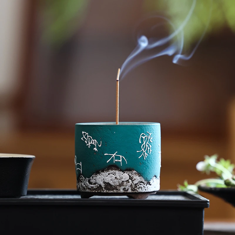 陶瓷浮雕迷你小香炉家用室内生肖纹湖绿撞色檀香熏珐琅陶瓷线香炉