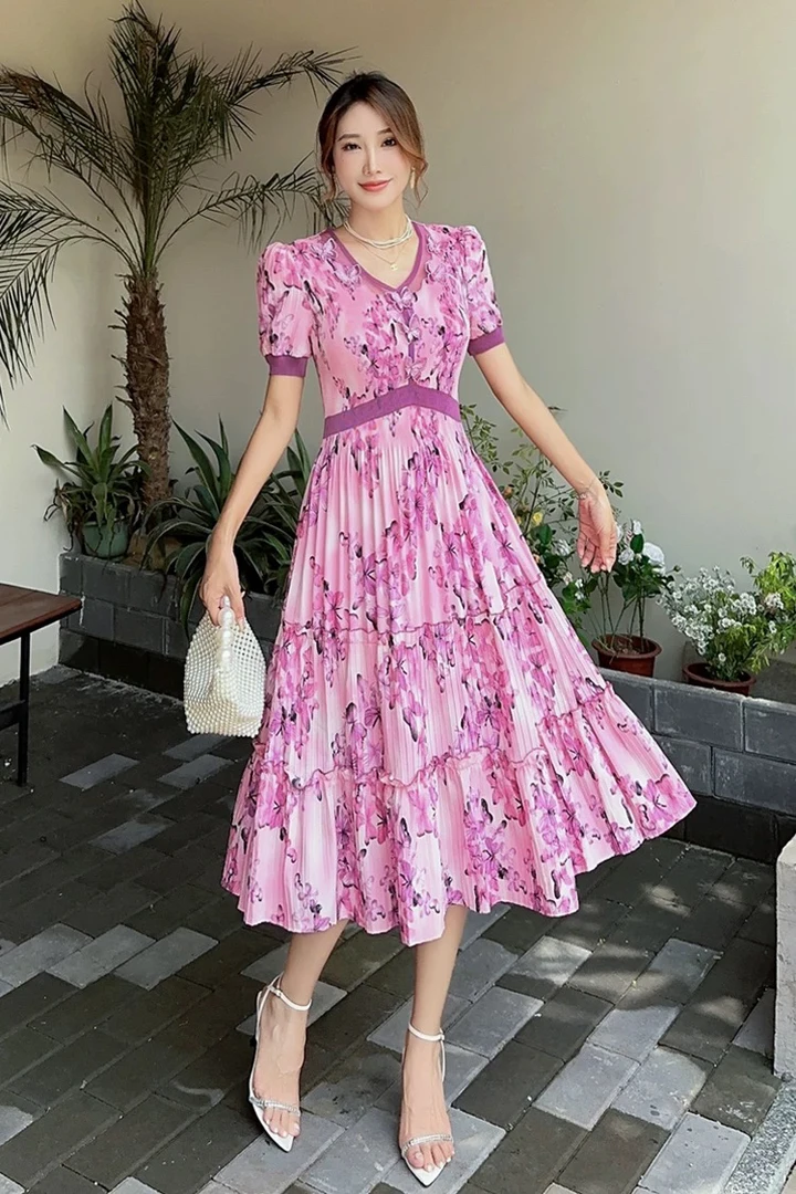 三宅褶皱蝴蝶款连衣裙