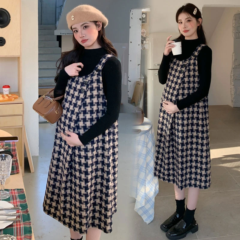 孕妇连衣裙2024秋冬新款时尚韩版法式毛呢背带裙+上衣两件套