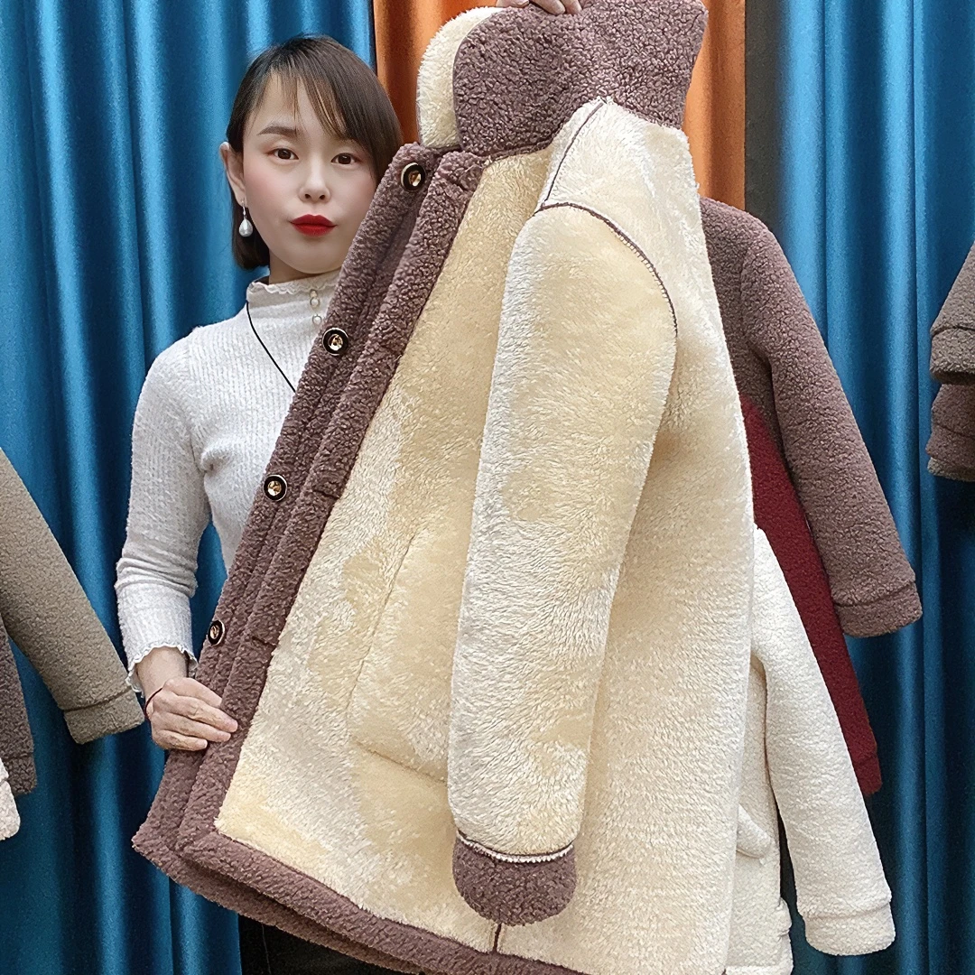 新款加绒加厚妈妈款仿羊羔绒时尚潮流80衣长外套大衣宽松保暖秋冬