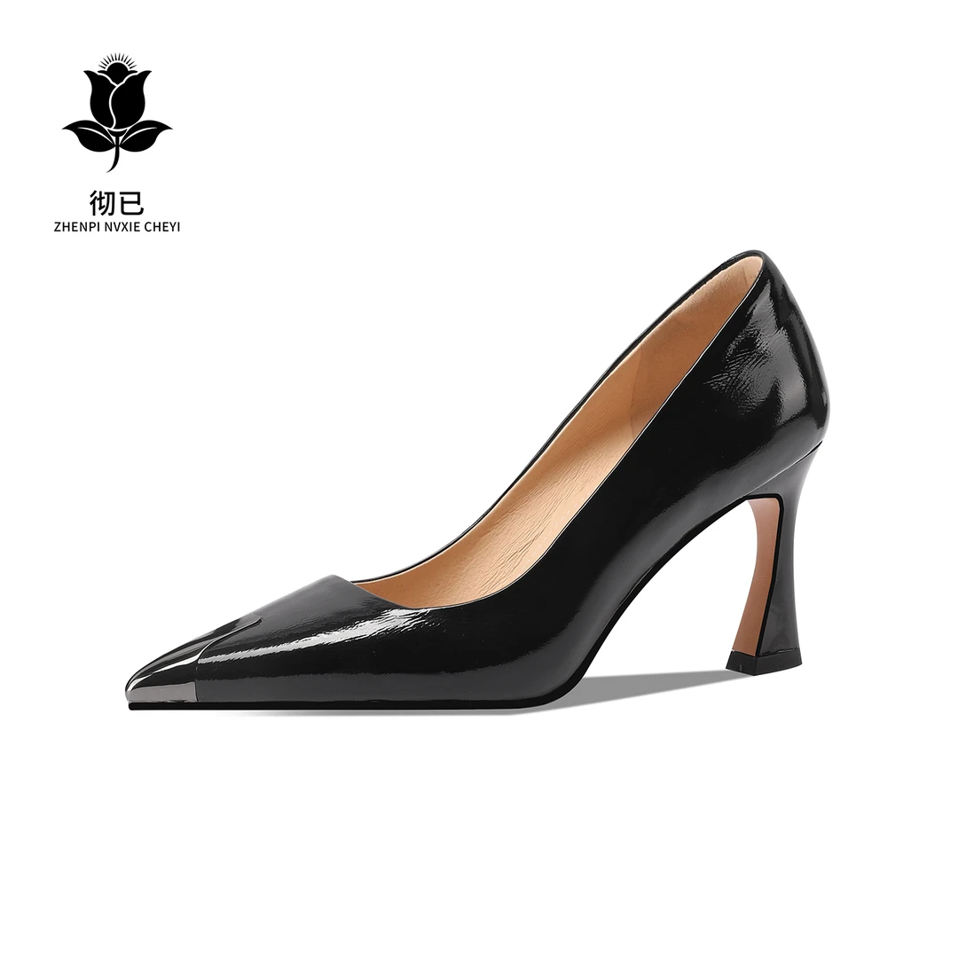 平时可穿婚鞋女银色单鞋2024新款春秋尖头粗跟礼服宴会全钻高跟鞋