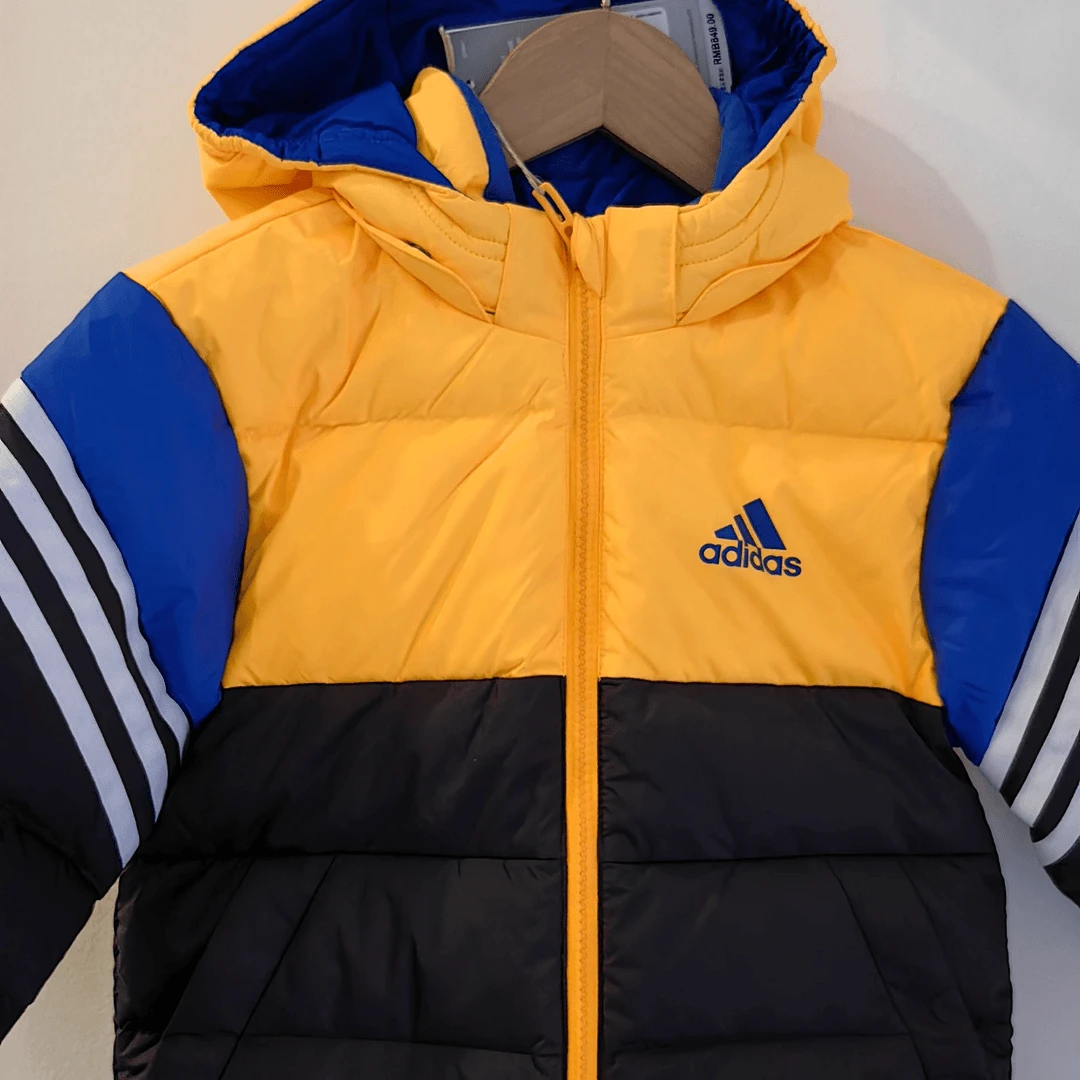 阿迪达斯婴童羽绒服退货需要支付30元质检费