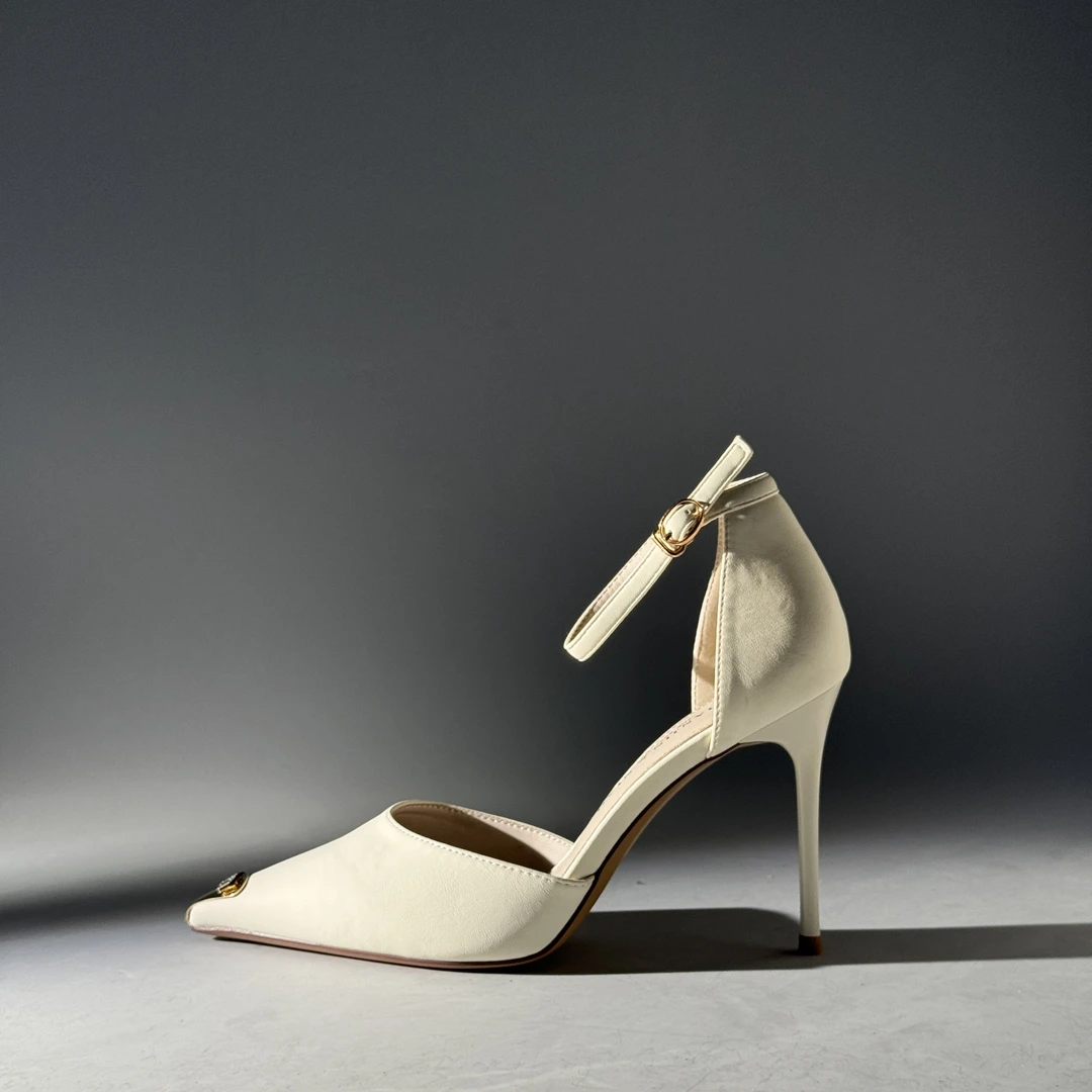 （8.5厘米）中空铁头细高跟单鞋B3319-25