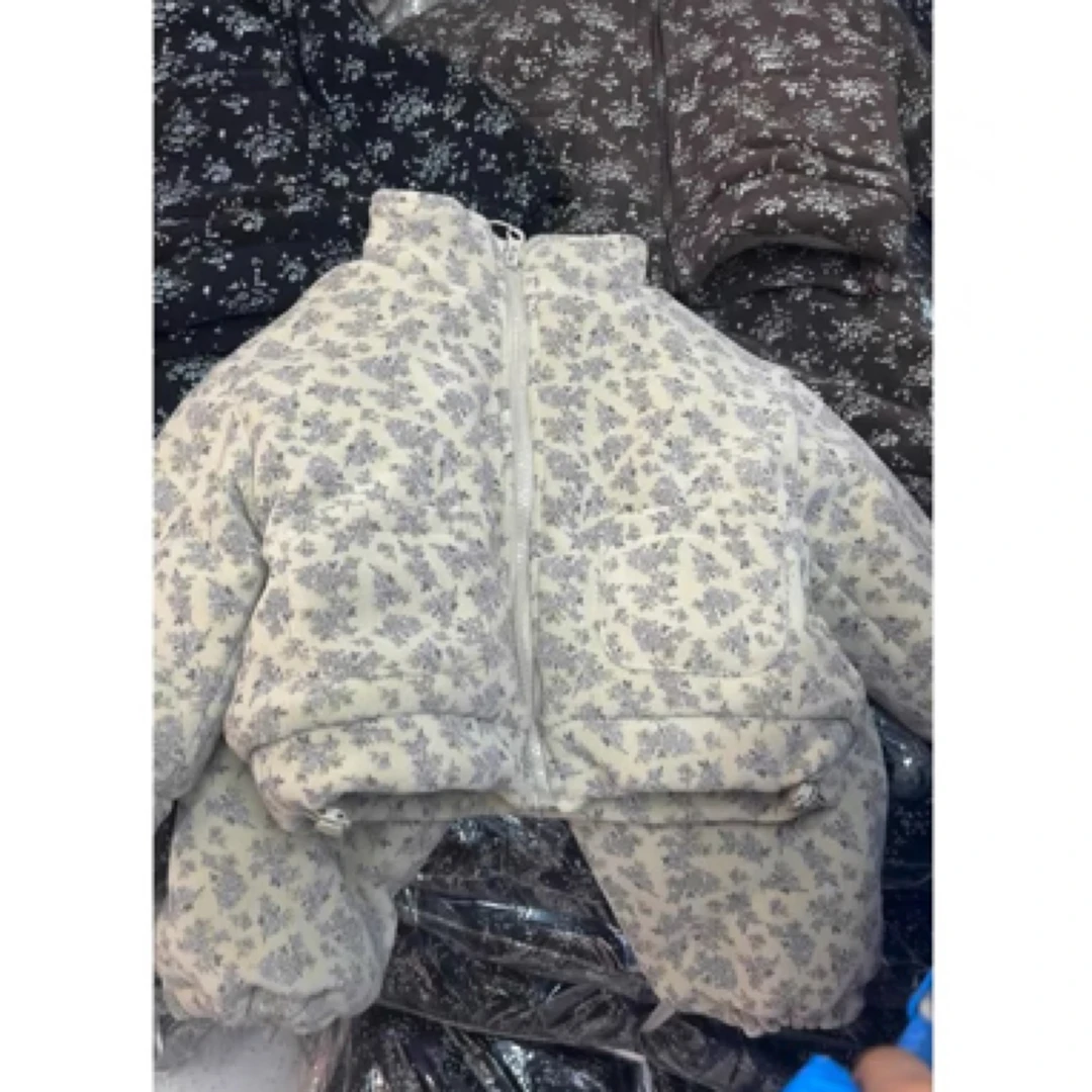 女童秋冬套装2025新款洋气儿童复古小碎花加绒加厚棉衣棉裤两件套