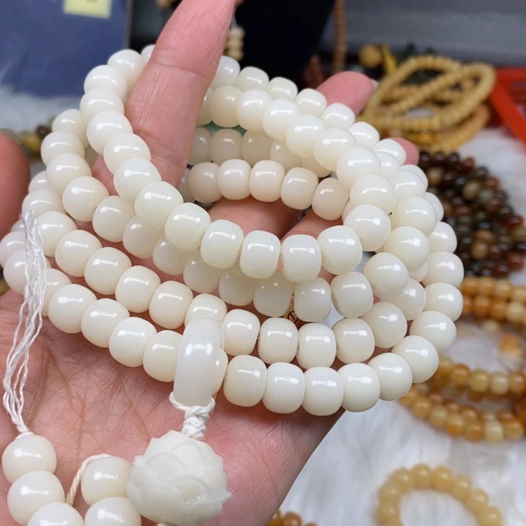 白玉菩提吊坠桶珠