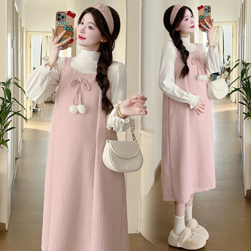 孕妇连衣裙秋冬2024新款韩版时尚款两件套潮妈宽松中长款显瘦裙子