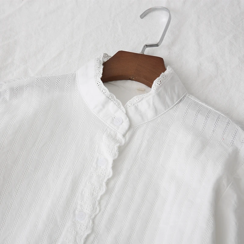 秋冬立领白色衬衫女秋季新款法式别致蕾丝衬衣设计感小众内搭上衣