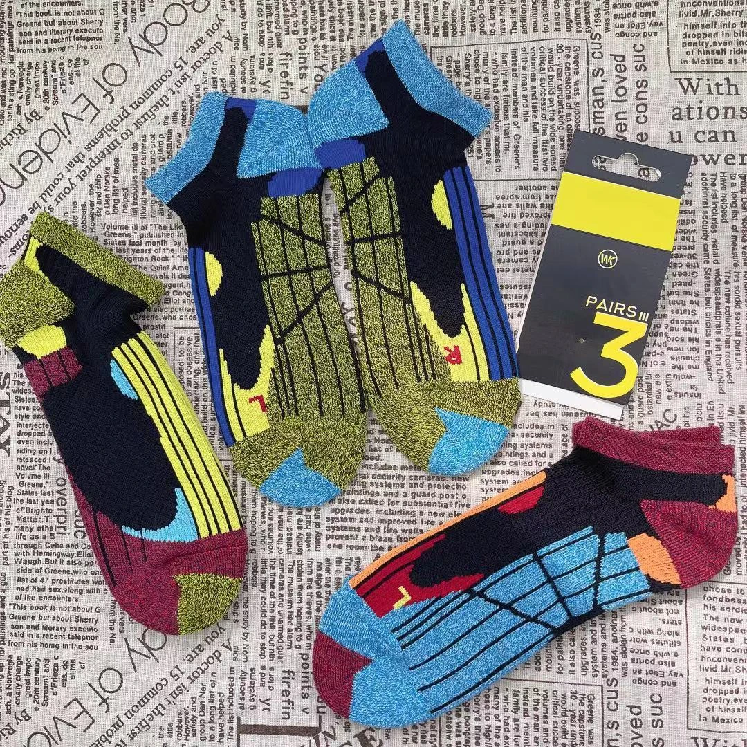 男士加厚款毛巾底休闲运动透气吸汗涂鸦潮款潮袜子男士厚棉袜