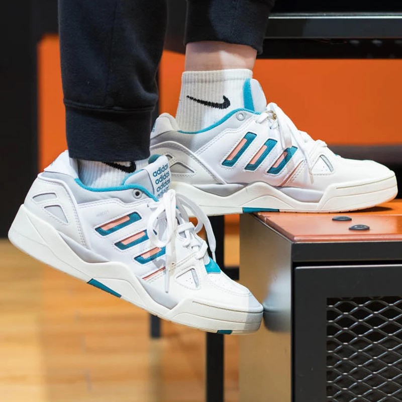 Adidas阿迪达斯男子春秋季时尚百搭运动休闲防滑耐磨板鞋ID5403