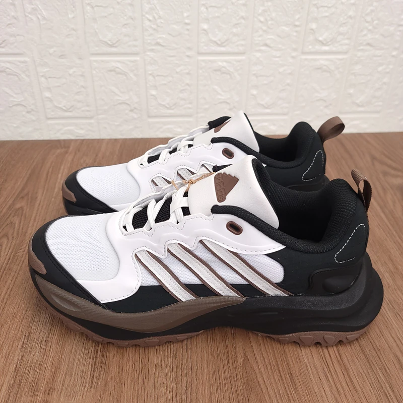 正品Adidas阿迪达斯男女春秋季时尚百搭缓震运动休闲跑步鞋IF8752