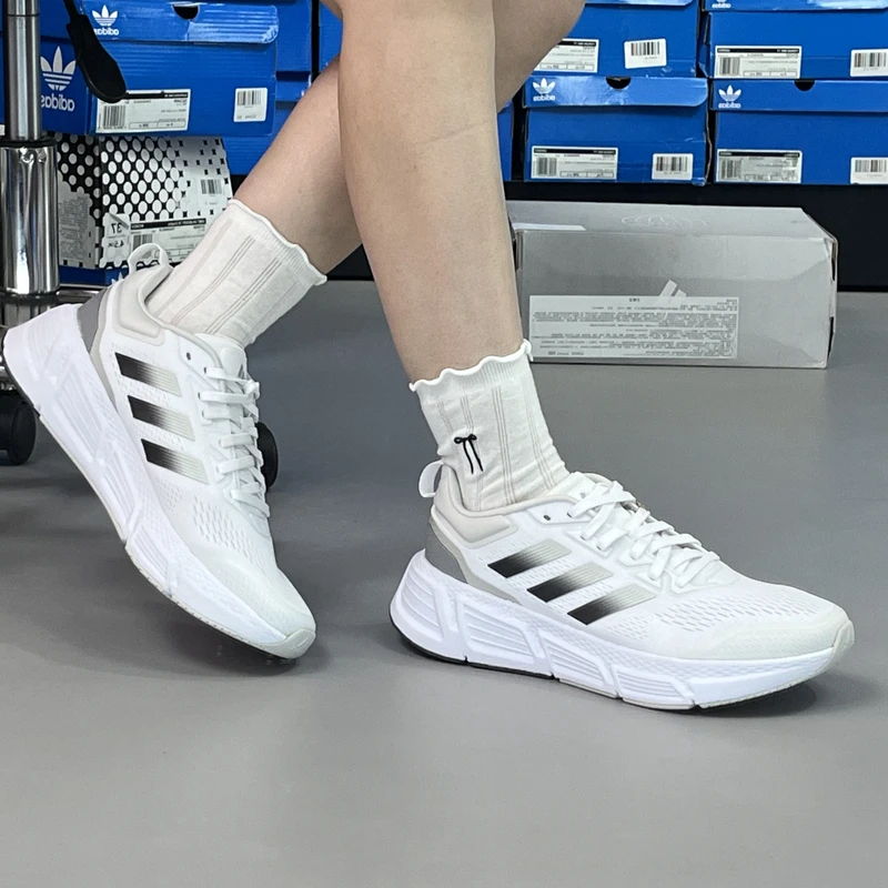（直播断码专属）Adidas阿迪达斯男款轻便透气休闲运动跑步鞋GZ0630