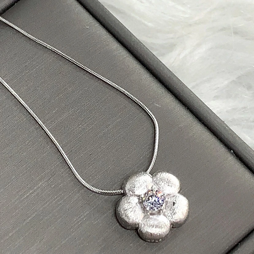 坠链均925银合成锆石 微哑光白锆胖乎乎花朵项链41cm-46cm