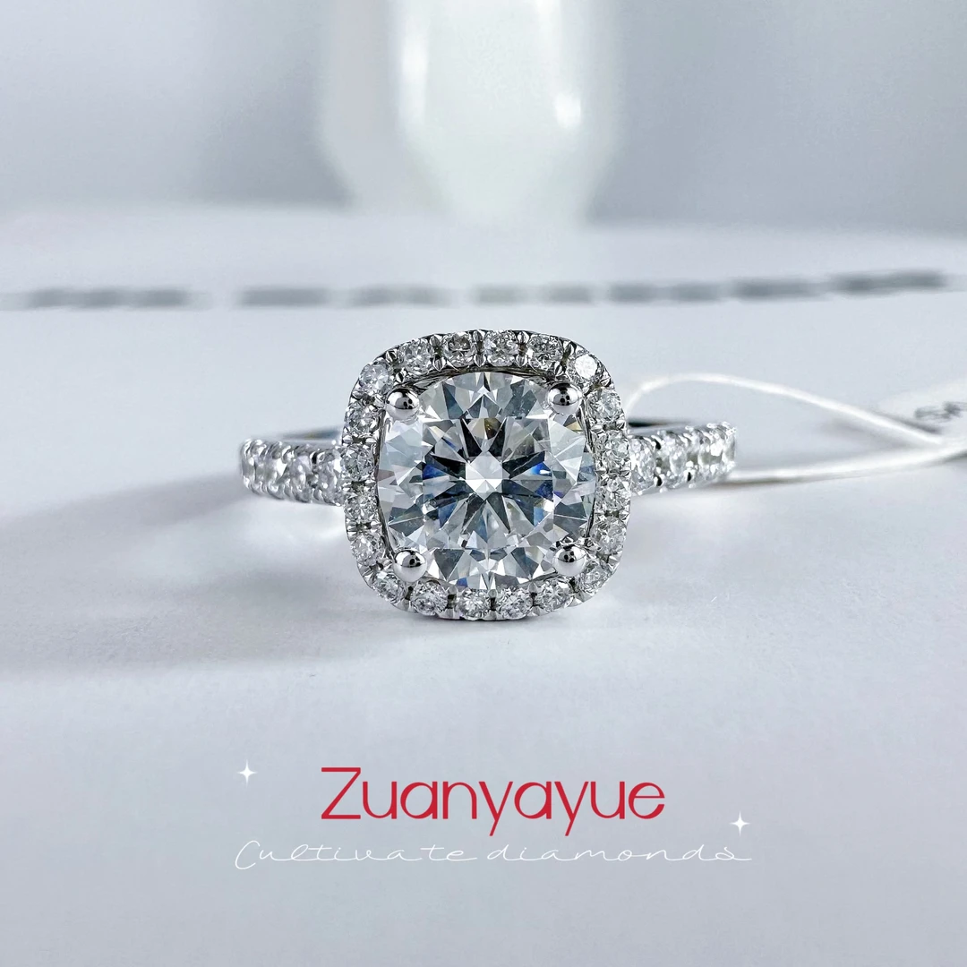 实验室培育钻石方形围镶18K金女戒培育钻石方包钻戒婚戒女款时尚