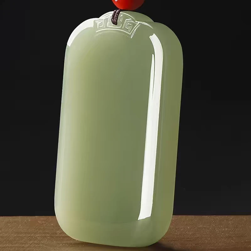 青海昆仑山【冰黄口/白雪公主无事牌吊坠】带牌头女士小