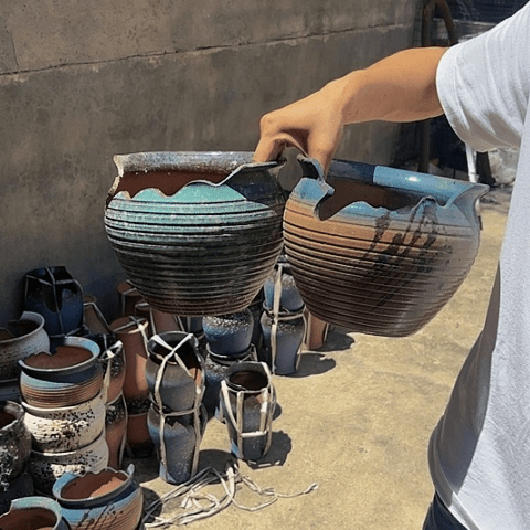红陶20CM（含）-50CM（不含）微瑕缺口两个20高度17