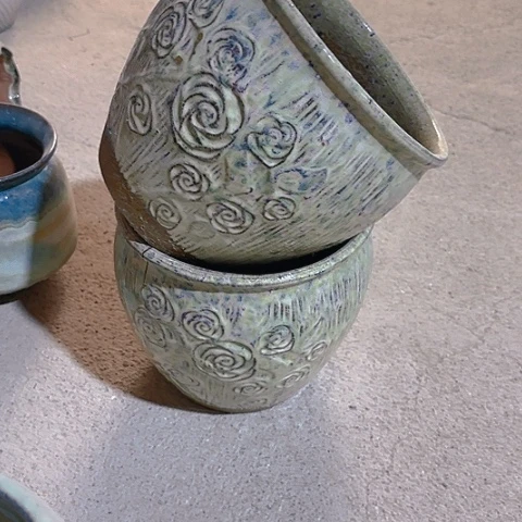 红陶20CM（含）-50CM（不含）瑕疵两个20高度18