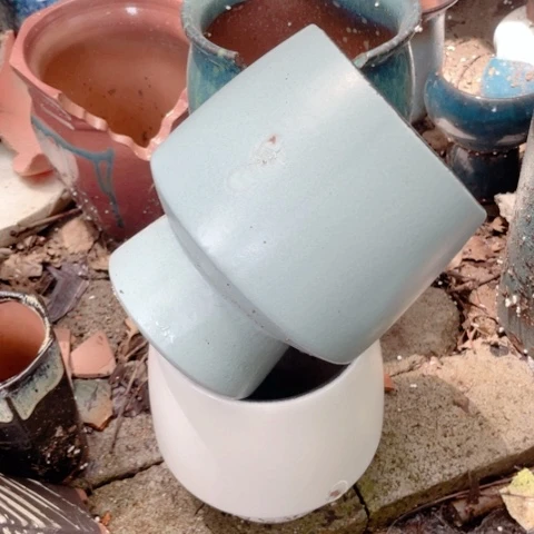 红陶20CM（含）-50CM（不含）15×19两个瑕疵