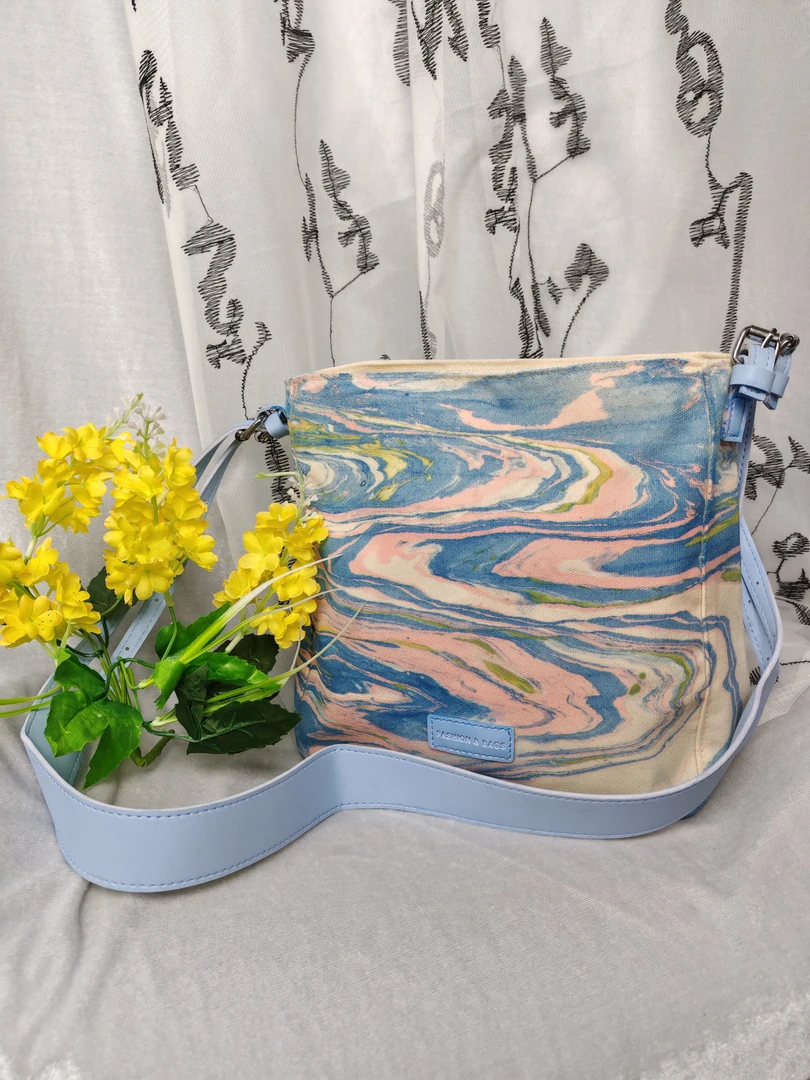 2024新款潮流时尚休闲百搭女士帆布包，斜挎，单肩水桶包 NO退NO换