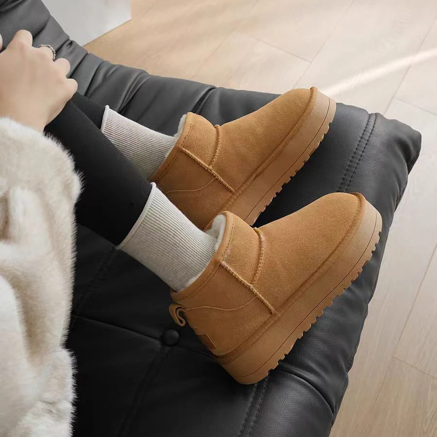 雪地靴女2024新款保暖加绒棉鞋真皮短靴6121