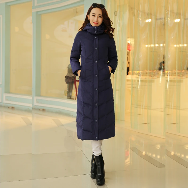 2025年冬装新款中长款羽绒服女过膝保暖连帽修身超长版防寒服外套