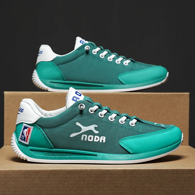 【工厂直销】休闲运动鞋百搭潮流时尚软底软面舒适透气一脚蹬开车鞋