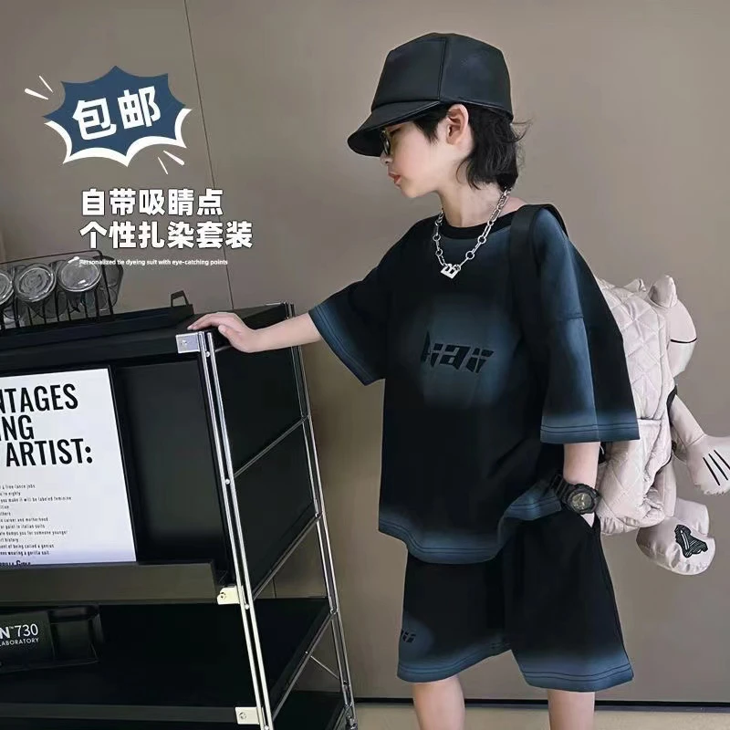 男童酷帅套装2025新款中大童夏装渐变色t恤短裤儿童休闲两件套潮