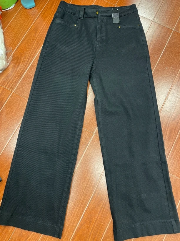 时尚百搭女裤同价位专拍