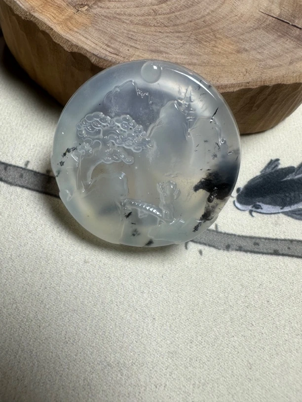 天然岫玉山水牌挂坠