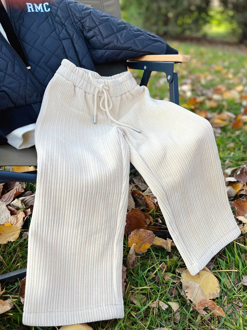 各种款式裤子，男女孩都有