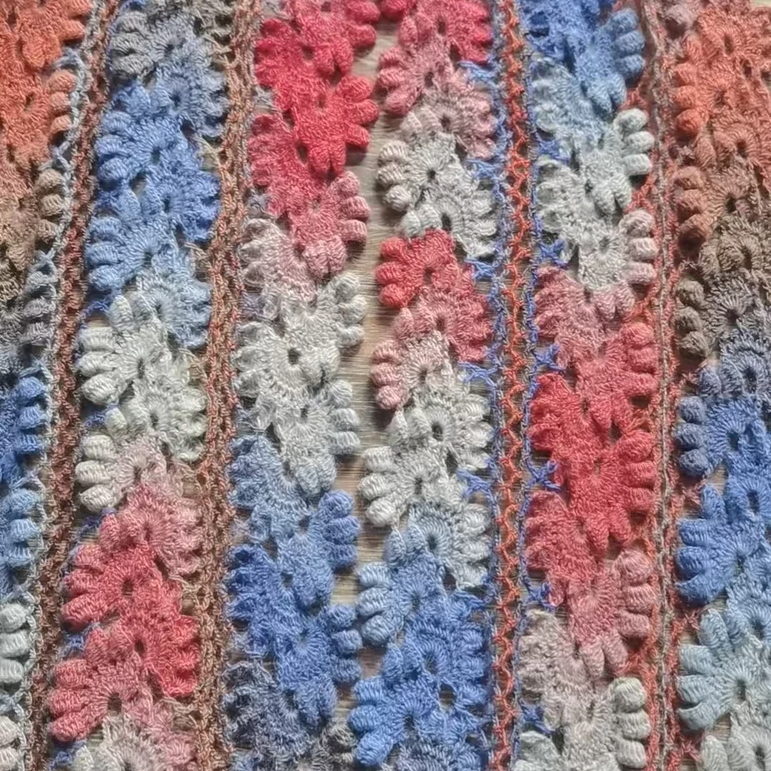 鸡冠花围巾披肩线上编织教程