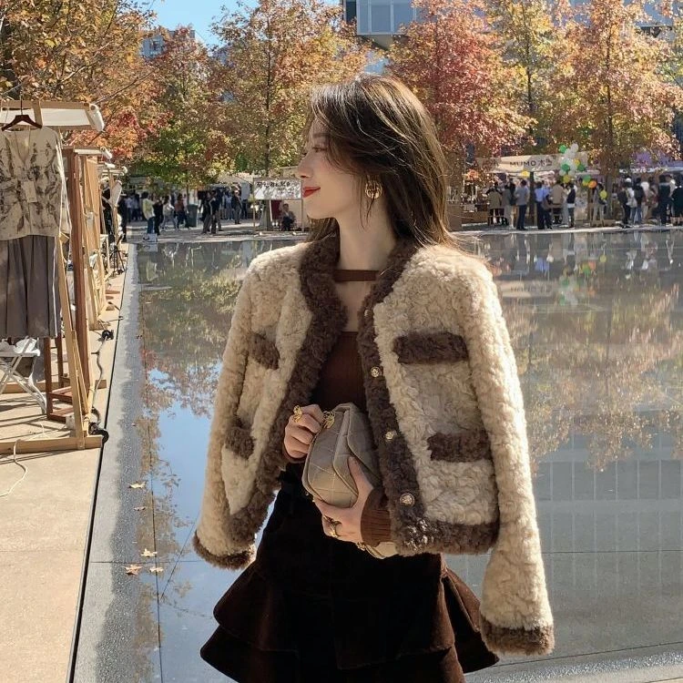 小香风仿羊羔毛短款外套女春网红加厚新款韩版宽松气质上衣