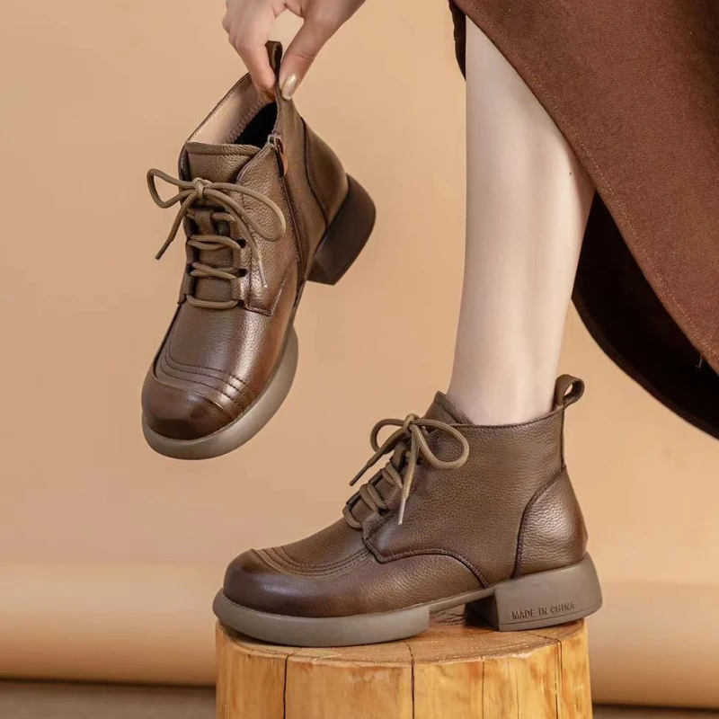 秋冬保暖头层牛皮新款加绒单靴妈妈短靴马丁靴真皮软底中年女靴子