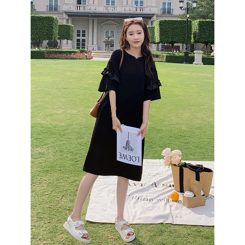 黑色t恤连衣裙女夏遮肉显瘦休闲大码宽松设计感赫本风木耳边裙子