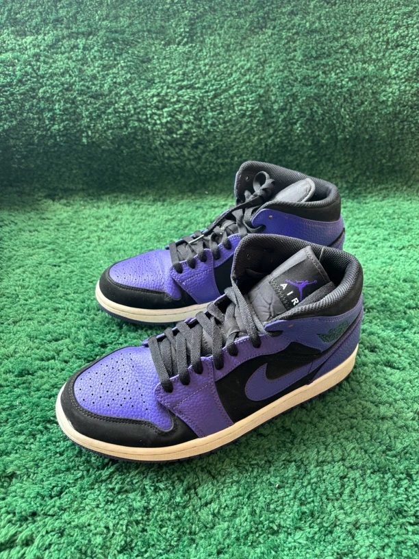 42.5码 aj1 黑紫 中帮 板鞋 原盒方正 鞋头轻微瑕疵
